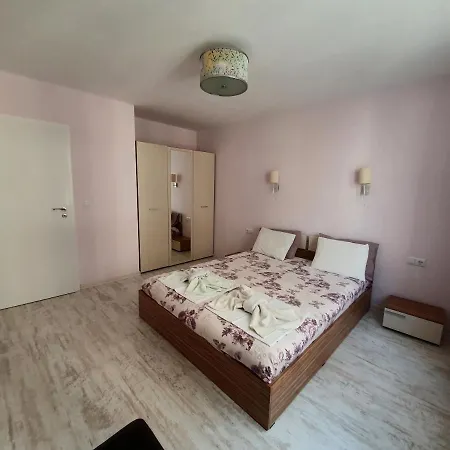 Elle Appartement Pomorie